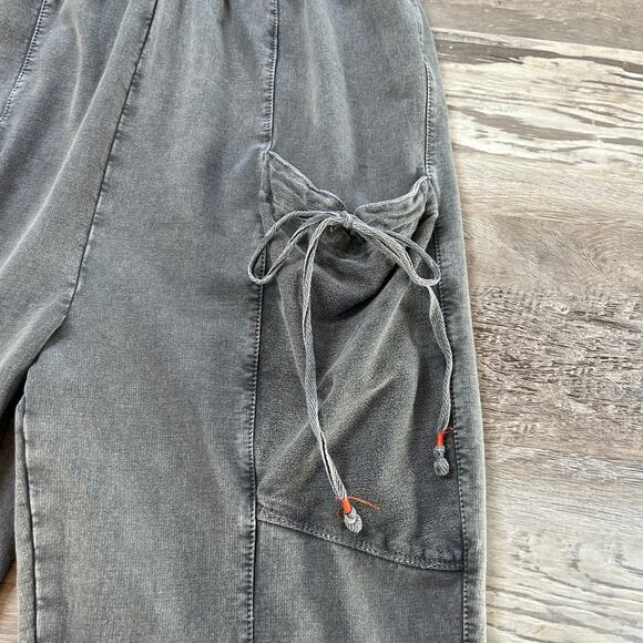 Saturday Sunday by Anthropologie Gray Jumpsuit XS Cinched Waist Utility Romper - Picture 4 of 8
